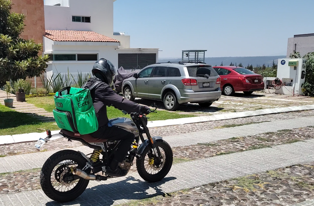 Inicia prueba piloto para la inscripción al régimen de seguridad social a trabajadores de plataformas tecnológicas.